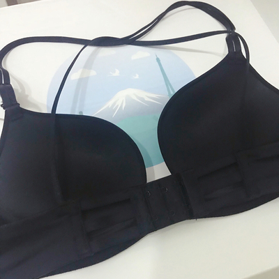 加一的新杯型,尝试一下,还蛮聚拢的!美背我自己拍不到,夏天搭配很方便!款式赞哦 加一的新杯型,尝试一下,还蛮聚拢的!美背我自己拍不到,夏天搭配很方便!款式赞哦