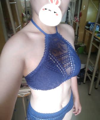 上身效果特别好,质量也好棒。果然一分价钱一分货。就是送的海绵垫一脸蒙,不知道应该哪个方向放才对…… 上身效果特别好,质量也好棒。果然一分价钱一分货。就是送的海绵垫一脸蒙,不知道应该哪个方向放才对……