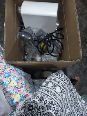 刚刚试了一下，这个还挺方便的，主要是用来丰胸的，希望坚持下去会有效果😊