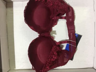 很喜欢、很性感、非常满意的一次购物、没有多余的线头。