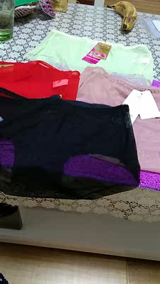 不错的宝贝,做工精细,单个包装的,老板人很好,说我太瘦,怕穿着大,建议我不要拍,看了好几家,还是看上他家的,买来试试,合适。老板还送了小礼物 不错的宝贝,做工精细,单个包装的,老板人很好,说我太瘦,怕穿着大,建议我不要拍,看了好几家,还是看上他家的,买来试试,合适。老板还送了小礼物