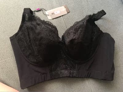 宝贝很喜欢，适合背厚的亲，七排扣有塑型效果，罩杯不厚，透气性好，第二次回购。