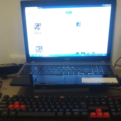 收到键盘试了下,手感不错,看起来的也很炫酷,赞! 收到键盘试了下,手感不错,看起来的也很炫酷,赞!