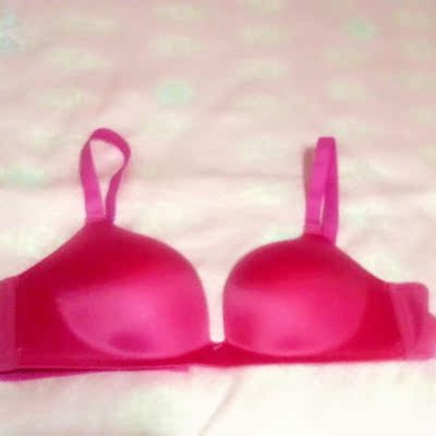 不错，喜欢的颜色，型也好