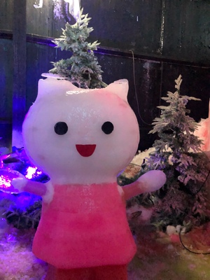 买来穿，挺好穿的，也可以放洗衣机里洗，不变形，哈哈，主要是价格很美丽，我很满意，其他的都还好，就是刚开始下水的时候味道很重，墨水的味道，难道是通病？买了好几件了都是这样。为什么呢？为什么呢？谁能告诉我？