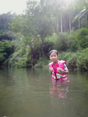 泳衣已经收到很合适小朋友穿着超喜欢质量也很好