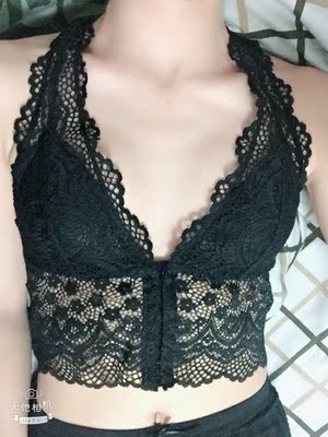 穿着真的超舒服 一点紧迫感都没有 而且不会很热 买的黑色特别性感 蕾丝质量也很不错