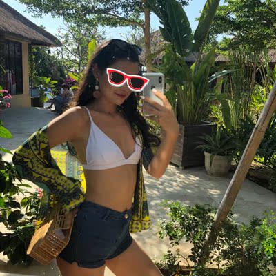 送给各位小仙女！眼见我的淘气值就涨了！ 以前在天猫淘宝上买东西，都是系统自动好 评，花了有好多好多钱，后来才知道淘宝评 论得积分可以涨淘气值时，才知道评论的重 要性，所以以后无论买什么东西，我都先把 这段话复制粘贴下来，然后再写宝贝评论， 没错，评论80个字以上就可以获得50个