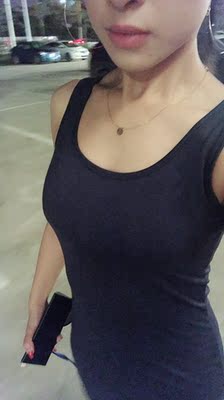 爱极了，料子非常舒服，非常喜欢，超显身材，决定把所有颜色都买下来&hellip;&hellip;