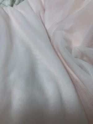 宝贝满足我的期待，料子很舒服😌好评