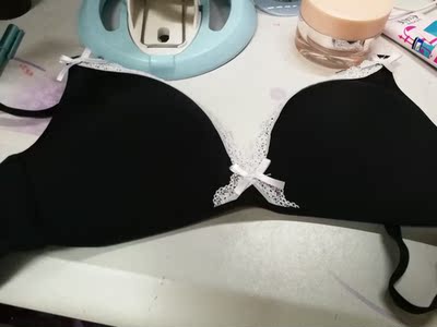 宝贝收到了，挺好的，摸起来很舒服，而且肩带和搭扣都刚好，不松不紧，穿起来很舒服，没有紧绷感。