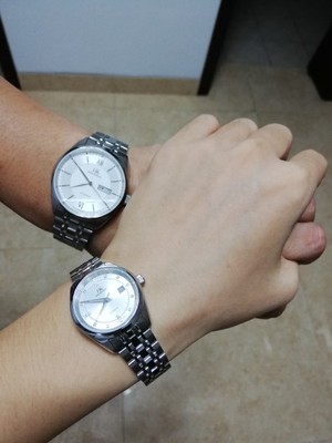 解说男生戴上海手表怎么样,这个牌子上档次吗?是名牌吗?