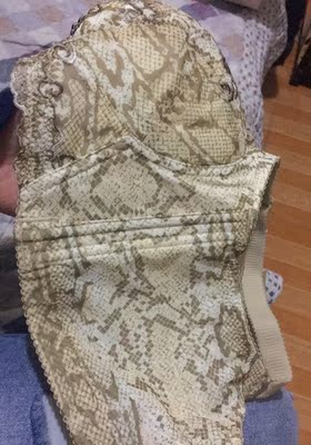 质量非常好没钢圈很聚拢调整型！很喜欢！就是忘记找客服要个加长扣了！我有点胖??