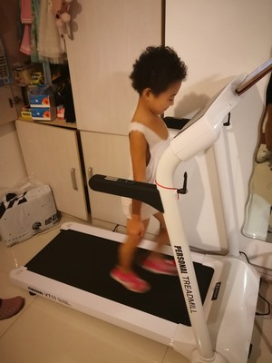 体验斯诺德跑步机怎么样，质量好吗，斯诺德是哪个国家产的？