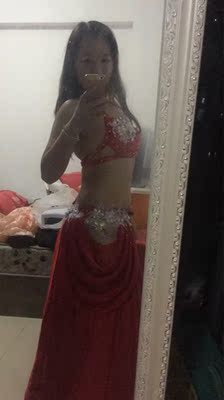 衣服质感也不错，卖家服务态度好，不愧是大品牌