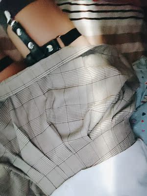 腿粗不接受批评。之前有一些不愉快客服帮忙解决。这次还算满意。终于不用边走边提袜子了