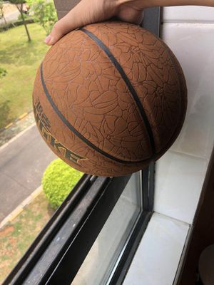 真实使用感受鸿克篮球怎么样,鸿克质量如何,值得入手吗