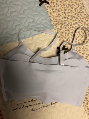 还没穿，看起来挺好的，比较好搭配衣服