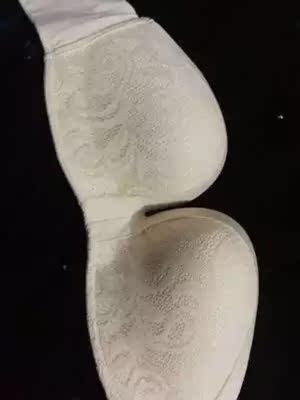 发货很快，试了一下穿上确实不往下掉