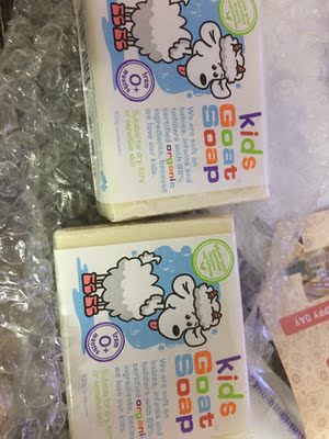 这次婴儿的山羊奶皂不错的,非常温和,保湿滋润!! 这次婴儿的山羊奶皂不错的,非常温和,保湿滋润!!