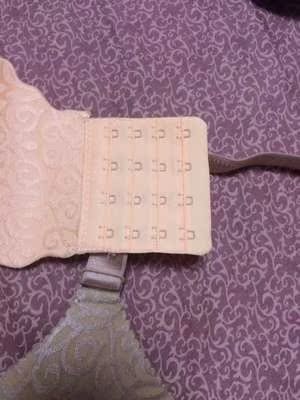 内衣收到了，拆开包装看非常满意，和图片上一样。并且我还特意试穿了一下，效果不错我很喜欢。看中的朋友可以下手，经济实惠且质量不错。