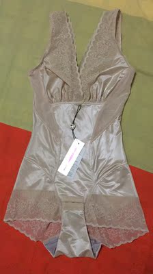 很好，是正品，一下买了两套