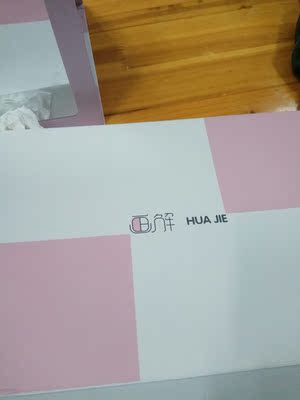 特别软，很喜欢呐，只不过有一个买小了一点，包装也特别好看！！！贼喜欢