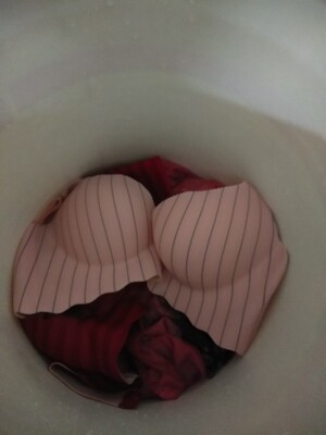 上次买了，这次又买了两套，真心不错！还送了礼物，谢谢卖家。