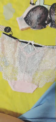 不止一次买爱依恋家内衣了,这个新款我好喜欢,样式可爱,穿着还隆胸很性感😋😋 不止一次买爱依恋家内衣了,这个新款我好喜欢,样式可爱,穿着还隆胸很性感😋😋