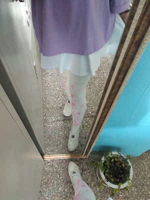 是有多喜爱呢，卖家可以再出几款樱花的，我都买了，就喜爱不一样的，不太会照，实物更好看