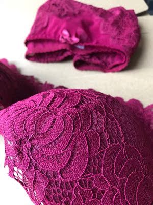 内衣非常的薄，而且很柔软，洗过没有褪色也没有变形，对胸大的mm十分友好！