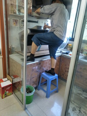 讨论实情揭秘曝光华帝i11085和i11083油烟机那个好,优缺点区别是,图文对比评测