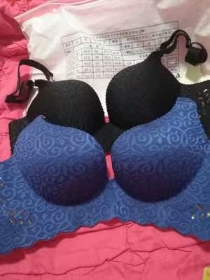 这次买的质量很好，我很喜欢，我同事也买了也说很好看，质量也不错，我下次还要关顾