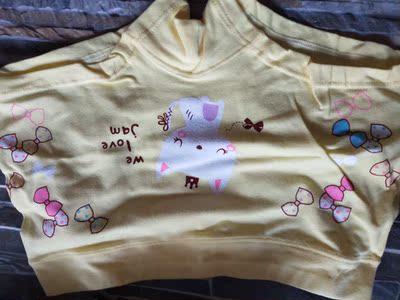 宝宝内裤很不错，摸起来料子很舒服，非常喜欢