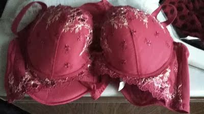 品牌就是好,原来都在实体店买的,一直用这牌子,没想到这次试了一下网上的,也让我非常满意,今后会一直支持你的😊 品牌就是好,原来都在实体店买的,一直用这牌子,没想到这次试了一下网上的,也让我非常满意,今后会一直支持你的😊