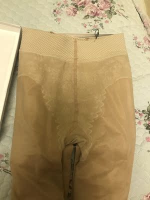 啦啦啦,终于等到你了。真的很棒,包装也好,质量也刚刚的,刚试试了,里面的绒暖暖的,这个冬天不再冷了。完美完美,很喜欢。质量真心不错👍🏻👍🏻👍🏻 啦啦啦,终于等到你了。真的很棒,包装也好,质量也刚刚的,刚试试了,里面的绒暖暖的,这个冬天不再冷了。完美完美,很喜欢。质量真心不错👍🏻👍🏻👍🏻