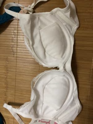 好仙气，配外白色蕾丝裙。仙女气。哇哈哈