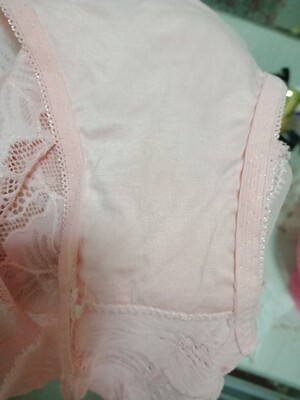 真心不值这个价 超级廉价的面料穿着很不舒服 小商品市场五块钱一条都比这个质量好 好评都是骗人的 真心不值这个价 超级廉价的面料穿着很不舒服 小商品市场五块钱一条都比这个质量好 好评都是骗人的