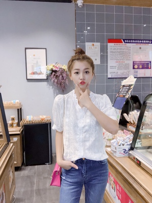 买了三件 最喜欢这件啦 ！上身很减龄的感觉 满足了老夫的少女心哇 有木有哦 &hellip; 质地炒鸡好的说 ～ nice