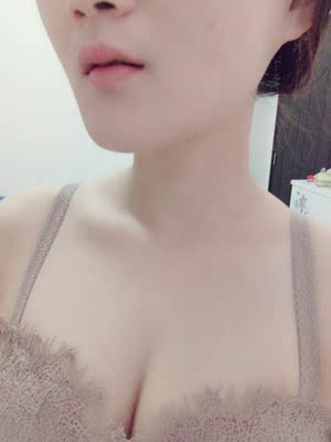 穿着非常舒服😊而且很适合小胸，穿上效果太棒了！