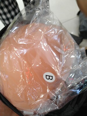 包装高大上质量很好 很厚的，细节做的都很好，尺码也很合适。