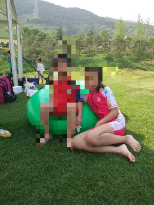 质量很好，大小也很合适。这样的款式很好，不用完全暴露在太阳下。