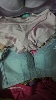 内衣内裤都一起收到有很多天了,特意穿了好几次才来评价的,穿着很舒服,质量也是非常好,客服也给全5分了,非常满意的一次购物。 内衣内裤都一起收到有很多天了,特意穿了好几次才来评价的,穿着很舒服,质量也是非常好,客服也给全5分了,非常满意的一次购物。