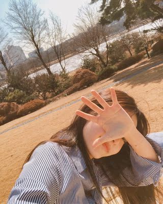 你永远不会知道女生里面穿的是什么哈哈哈哈