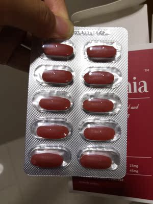 种草很久终于剁手了，宝贝看着不错，客服&ldquo;飞扬&rdquo;很给力，希望能改善肤色~