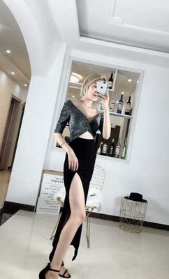 衣服收到了不错，这个穿起很有气质的，蛮不错了，值得购买