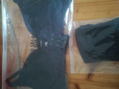 大爱，稍微有那么一点大，不知道买小一码效果会不会好些，不换了，内衣就觉得他家的好，不变形。