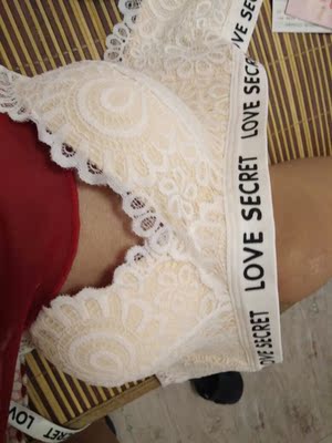 很柔软  干净  色正  便宜   特满意