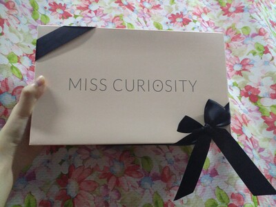 包装很好看，摸起来软软的，大小正好，其他还不知道。