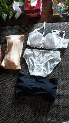 买了三件,质量都挺好的,值得购买! 买了三件,质量都挺好的,值得购买!